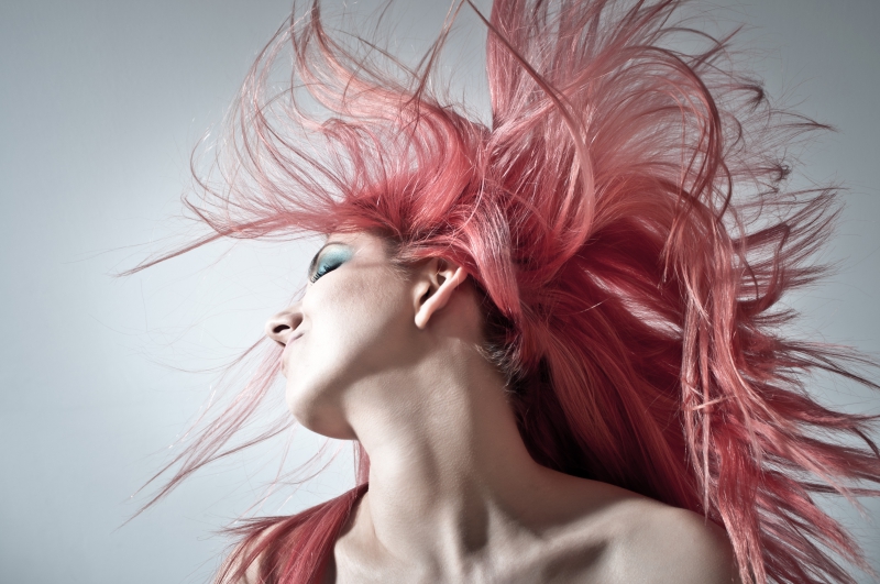 coiffure-SIX FOURS LES PLAGES-min_people-hair-wild-portrait-red-color-606493-pxhere.com